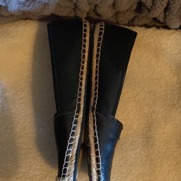 Women’s coach slip on shoes - Picture 3 of 6